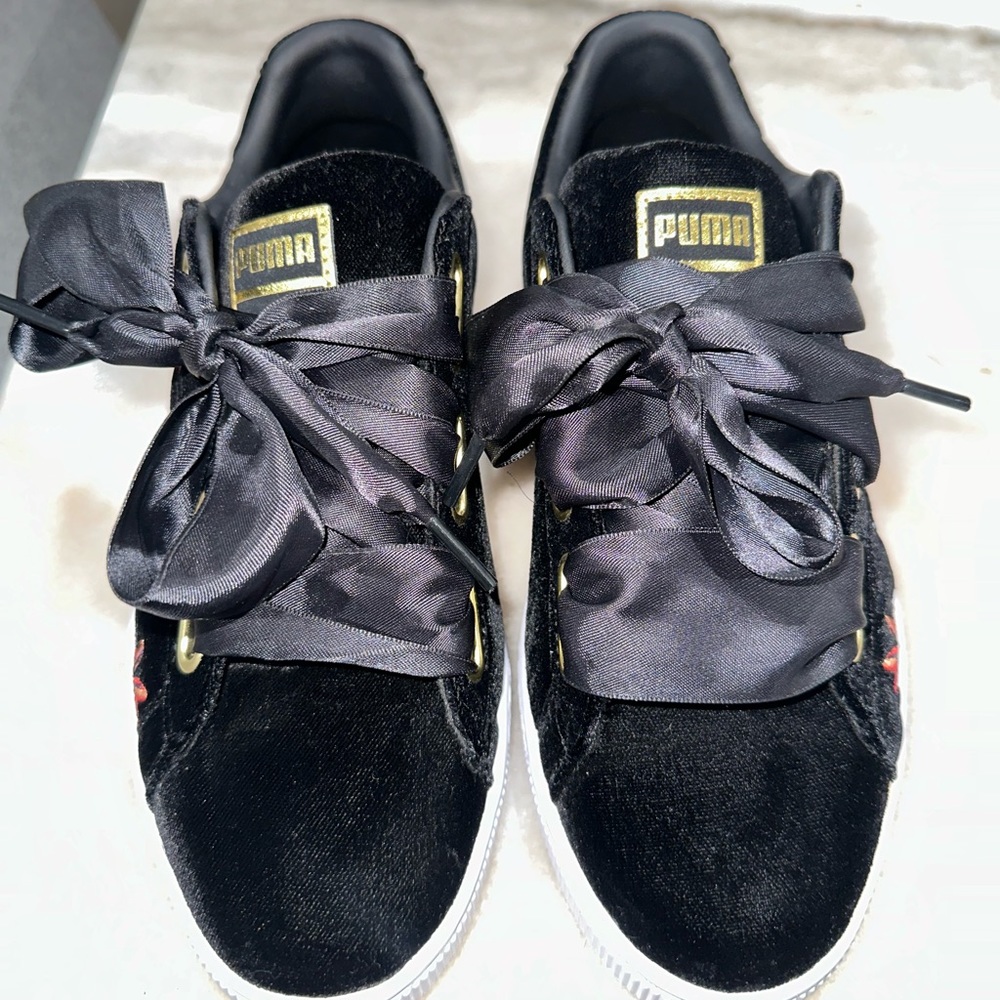 Women Pumas